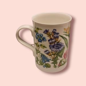 Royal Garden Bone China mug, 10 oz